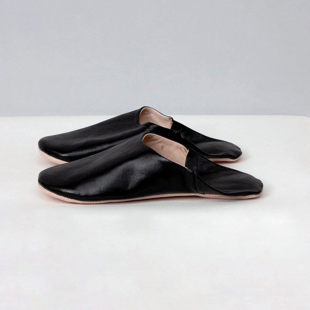 Men's Moroccan Leather Slippers in Black